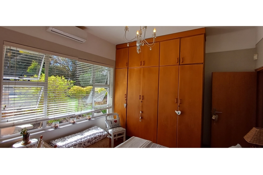 5 Bedroom Property for Sale in Jim Fouchepark Free State